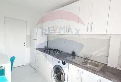 Apartament cu 2 camere semidecomandat, mobilat în Central - 2