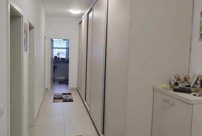Apartament cu 2 camere decomandat în Tractorul - 10