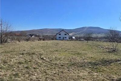 Teren de 1250 mp, în Unirea - 2