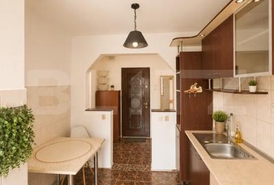 Apartament cu 2 camere decomandat, mobilat în Zorilor - 3