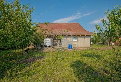 Casă cu Teren 500 Mp în Hărman