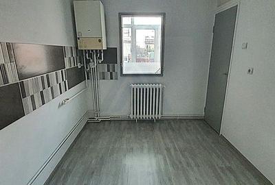 Apartament cu 2 camere decomandat în Vasile Aaron - 1