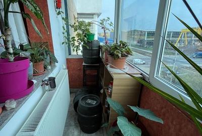 Apartament cu 3 camere decomandat în Prundu - 9