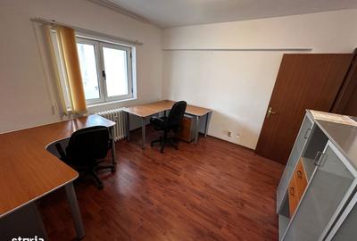 Apartament cu 3 camere semidecomandat, mobilat în Văcăresti - 4