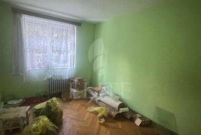 Apartament 4 camere în zona STRAZII SCARISOARA - 4