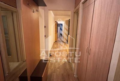 Apartament cu 3 camere decomandat în Cetății - 3