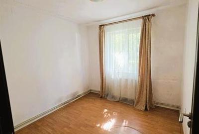 Apartament cu 2 camere semidecomandat în Florilor - 2