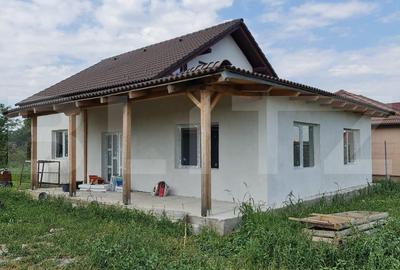 Casa de vanzare in Fughiu - 2