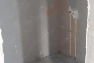 Casă cu Teren 300 Mp în Ianova - 2