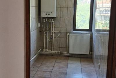 Apartament cu 4 camere decomandat în Central - 7