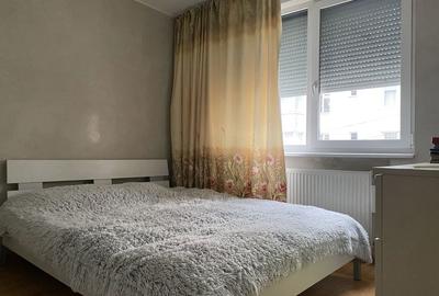 Apartament cu 2 camere decomandat în Precista