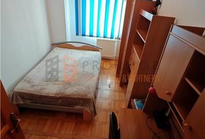 Apartament 3 camere decomandat confort 1 in zona Centru - 3