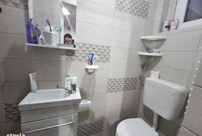 Garsonieră decomandată în Lunei - 6