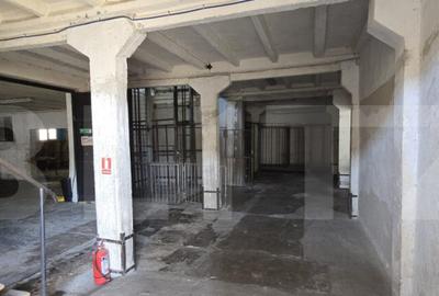 Hala produc?ie/depozitare, de vanzare, 2600 mp, zona Bari - 11