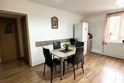 Apartament decomandat 2 camere Tractorul - 11