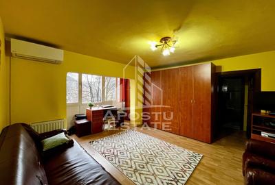 Apartament 3 camere, etaj 3, zona Aradului - 2