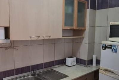 Garsonieră decomandată în Titan - 9