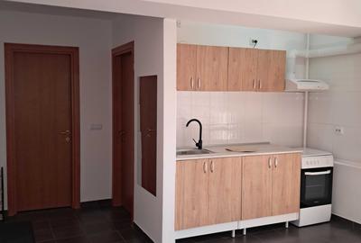 Apartament cu 2 camere decomandat în Berceni - 2