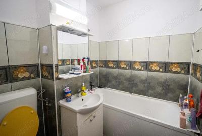 Apartament cu 4 camere decomandat în Sud - 6