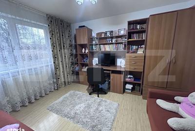 Apartament cu 3 camere semidecomandat în Teilor - 3