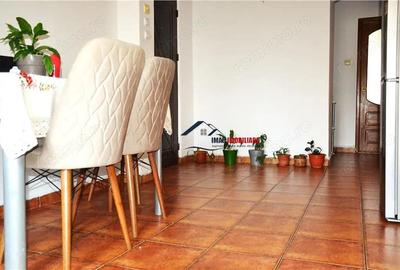 Mega Oportunitate! Vanzare apartament cu 3 cam in Targoviste - Micro 3. - 3