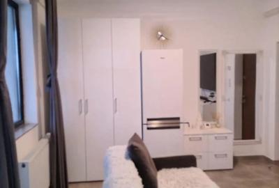 Vand studio + loc de parcare Mamaia Nord - 1