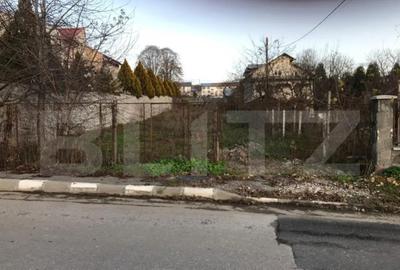 Teren de 838 mp, în Central - 2