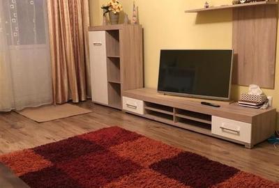 Apartament cu 4 camere decomandat în Dacia