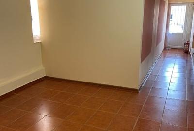 Birou, de 20 mp, în Tomis II - 2