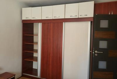 Apartament decomandat, mobilat în Uverturii - 6