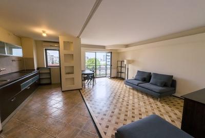 Apartament 3 camere Str. Traian colt cu Bdul. Unirii