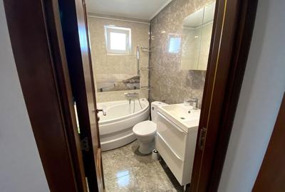 Apartament cu 2 camere decomandat în Republicii - 2