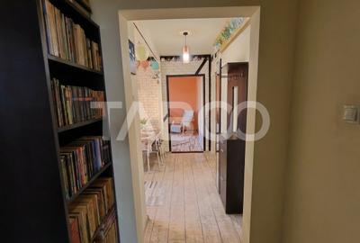 Apartament cu 3 camere decomandat, mobilat în Vasile Aaron - 7