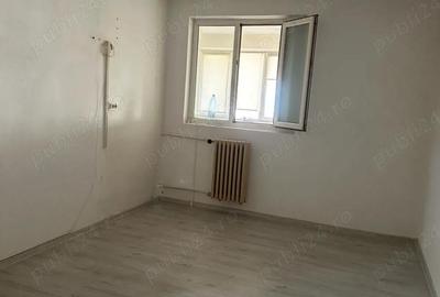 Garsonieră decomandată în Războieni - 4