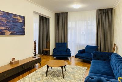Apartament cu 3 camere decomandat, mobilat în Magheru