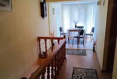 Casă cu 5 camere în Poiana - 5