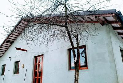 Casă cu 2 camere cu Teren 903 Mp în Mărtinești - 2