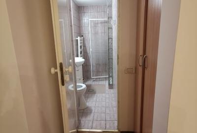 Un apartament foarte cochet situat in vecinateatea parcului Cismigiu - 12