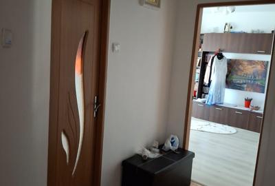 Apartament cu 2 camere, mobilat în Ultracentral