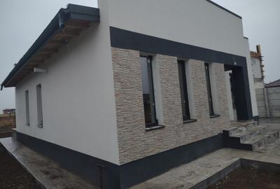 Casă individuală cu 3 camere cu Teren 275 Mp în Berceni - 3