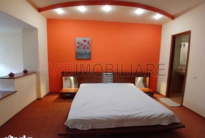 Apartament cu 3 camere, mobilat în Centrul Istoric