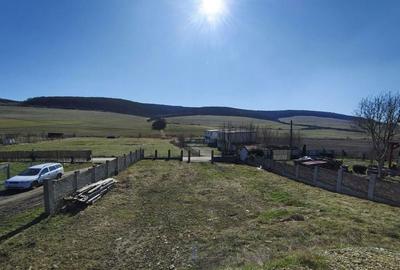 Casă cu 4 camere în Tofalău - 8