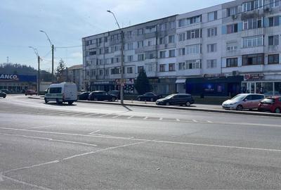 Spațiu comercial, de 192 mp, în Central - 3