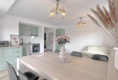 Apartament cu 3 camere decomandat, mobilat în Tractorul