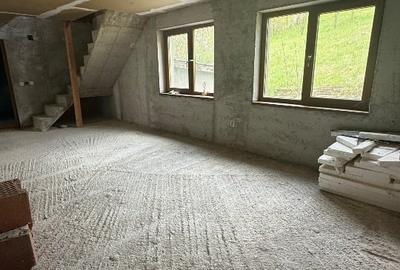 Casă individuală cu 5 camere cu Teren 2500 Mp în Pângărați - 13