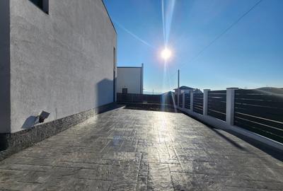 CASA PREMIUM, 4 CAMERE, 2 BAI, 132 MP UTILI , MIROSLAVA - 31