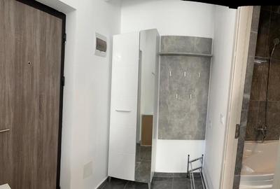 Apartament 1 camera, decomandat, zona Galata - 2