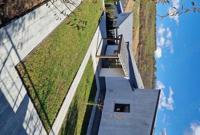 Casă cu 3 camere în Budiu Mic - 4