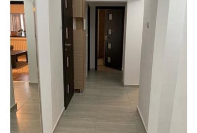 Apartament cu 3 camere decomandat în Timpuri Noi - 12