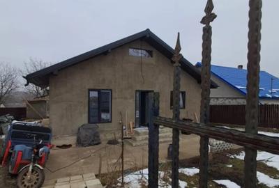 Casă cu 3 camere în Central - 5